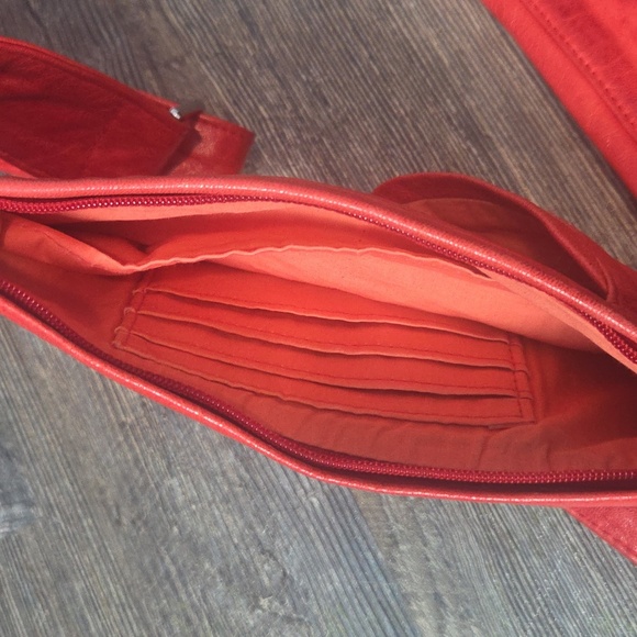 Red Leather Women's Sash Bag - Picture 4 of 5